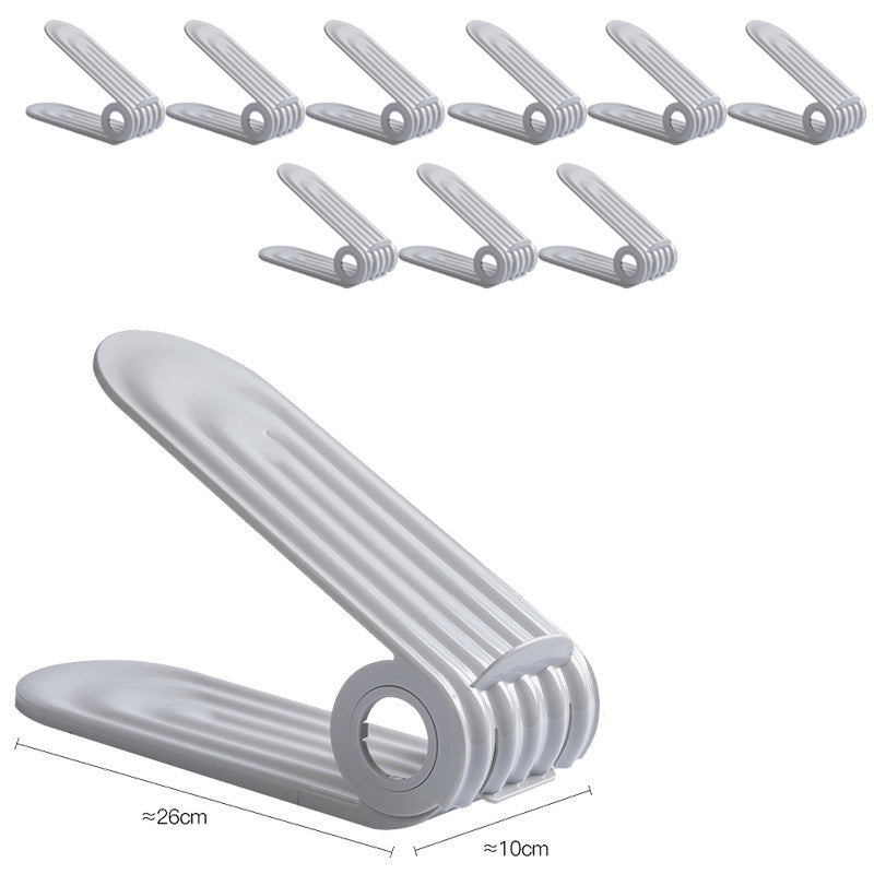 Adjustable Shoe Cabinet Capable Of Saving Room Space