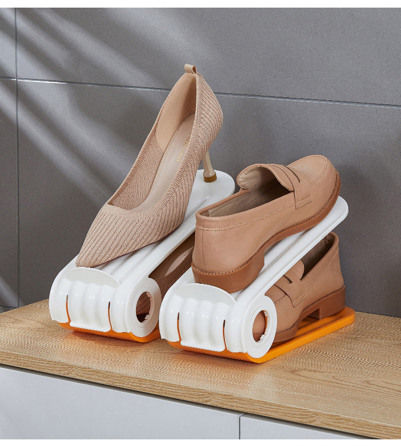 Adjustable Shoe Cabinet Capable Of Saving Room Space